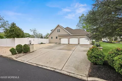 413 Brandywine Ave, Forked River, NJ 08731 photo 3