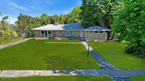 101 Hathaway Ave, Deal, NJ 07723
