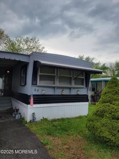 65 Alissa Ter, Jackson, NJ 08527