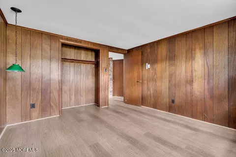Bedroom - 305 Nautilus Blvd, Forked River, NJ 08731 photo 2 of 2