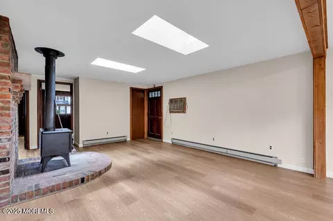 Living - 305 Nautilus Blvd, Forked River, NJ 08731 photo 7 of 8