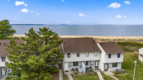 165 Shore Blvd #13, Keansburg, NJ 07734