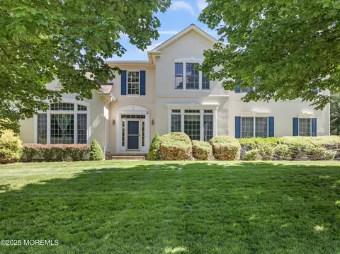 1 Camellia Ct, Holmdel, NJ 07733