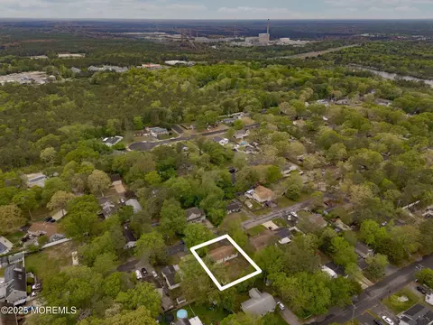 49 Willow St, Waretown, NJ 08758 photo 28
