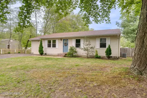 49 Willow St, Waretown, NJ 08758 photo 31