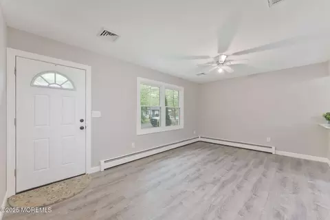 49 Willow St, Waretown, NJ 08758 photo 6