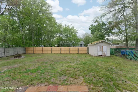 49 Willow St, Waretown, NJ 08758 photo 17