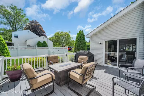 24 Daniel Dr, Middletown, NJ 07748 photo 49