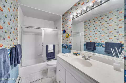 24 Daniel Dr, Middletown, NJ 07748 photo 39