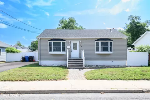 174 Bray Ave, Middletown, NJ 07748