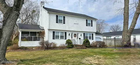 70 Lewis Ln, Brick, NJ 08724