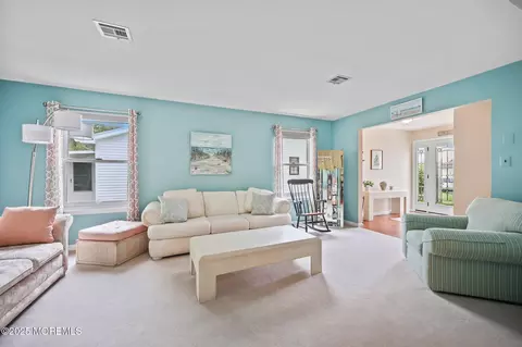 8 Rushmore Dr, Brick, NJ 08724 photo 7