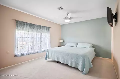 8 Rushmore Dr, Brick, NJ 08724 photo 25