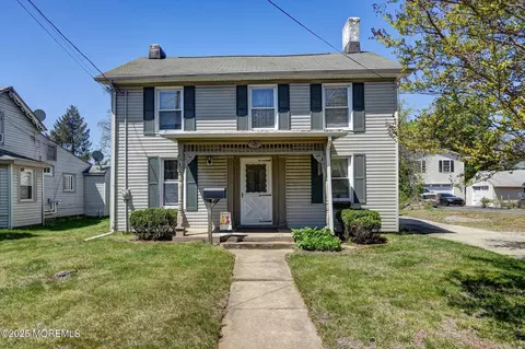130 Freneau Ave, Matawan, NJ 07747