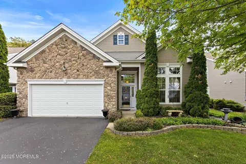 438 Golf View Dr, Little Egg Harbor, NJ 08087