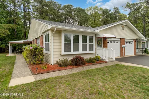 2 Jackson Ct # A, Whiting, NJ 08759 photo 2