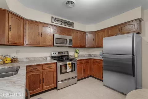 2 Jackson Ct # A, Whiting, NJ 08759 photo 14