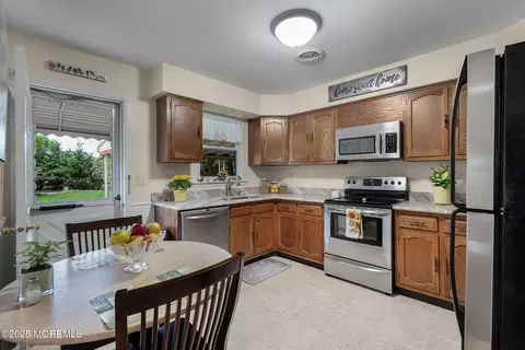 2 Jackson Ct # A, Whiting, NJ 08759 photo 16