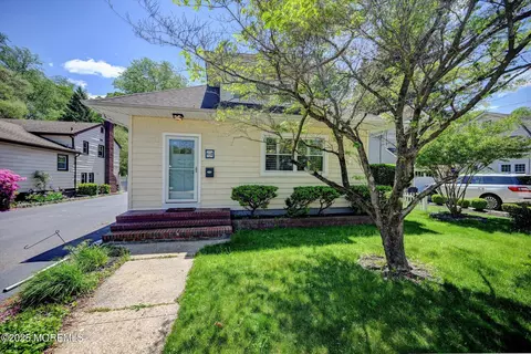 62 Madison Ave, Red Bank, NJ 07701