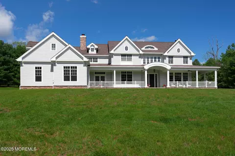 10 Moonlight Dr, Colts Neck, NJ 07722