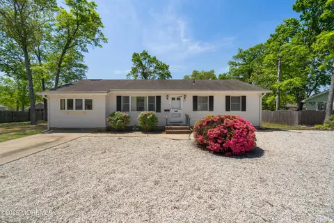 507 Windsor St, Forked River, NJ 08731