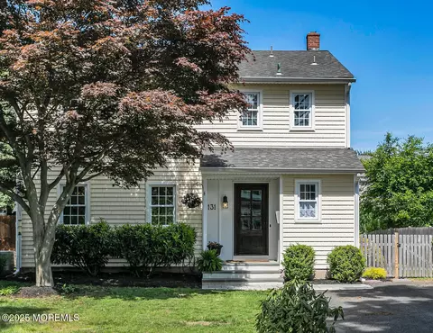 131 Maple Ave, Fair Haven, NJ 07704