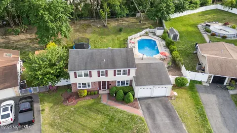 48 Cambridge Dr, Aberdeen, NJ 07747