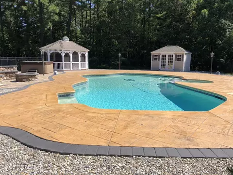 Exterior - 764 Reed Rd, Jackson, NJ 08527 photo 7 of 15