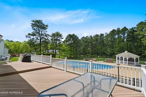 Exterior - 764 Reed Rd, Jackson, NJ 08527 photo 5 of 15