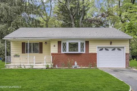 6 Minnesota Ave, Whiting, NJ 08759