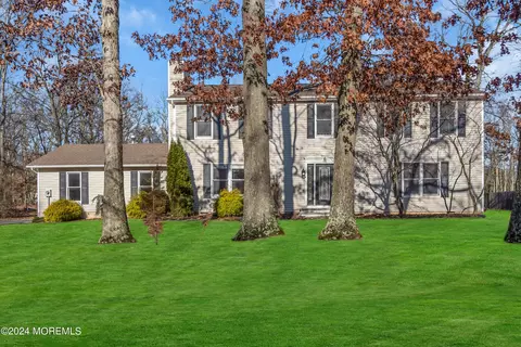 6 Afton Rd, Jackson, NJ 08527