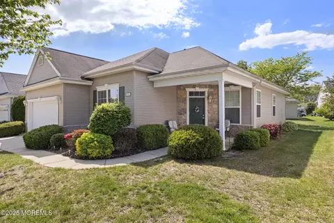 26 Reef Ln, Little Egg Harbor, NJ 08087