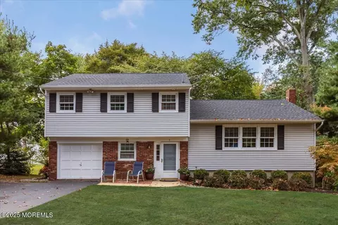 4 High St, Morganville, NJ 07751