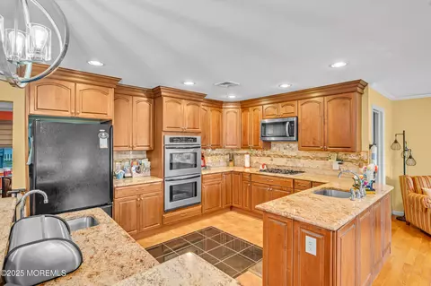255 Cherokee Trl, Forked River, NJ 08731 photo 10