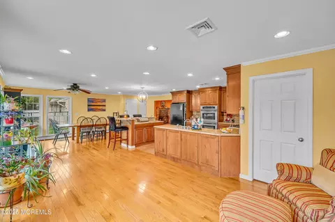 255 Cherokee Trl, Forked River, NJ 08731 photo 15