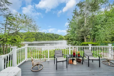 255 Cherokee Trl, Forked River, NJ 08731