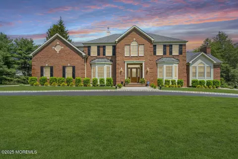 11 Pullen Dr, Millstone, NJ 08535