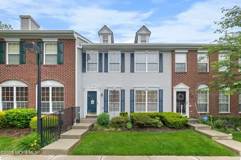 114 Wood Duck Ct #1000, Freehold, NJ 07728
