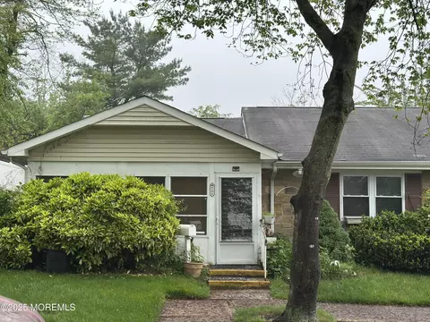 70 Sage Ct #A, Lakewood, NJ 08701