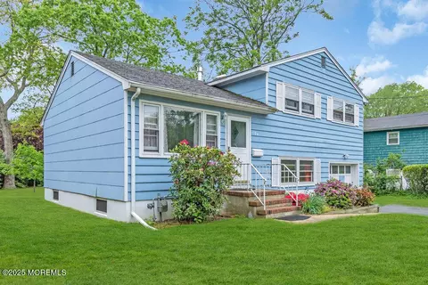 104 Colonial Dr, Brick, NJ 08724