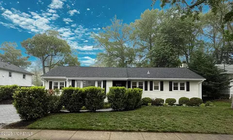 1303 Edgewood Ave, Ocean, NJ 07712