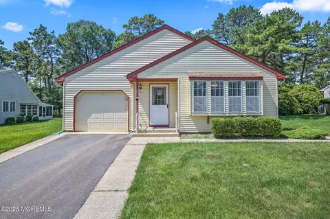 33 Penwood Dr #55, Whiting, NJ 08759