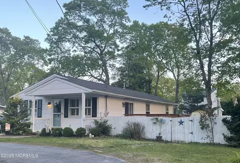 931 Cypress Ave, Brick, NJ 08723