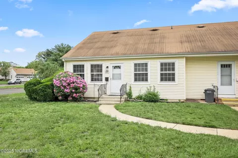 160 Rue De St Germaine St #F GEAINE, Howell, NJ 07731