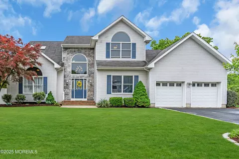 1423 Princess Ave, Brick, NJ 08724