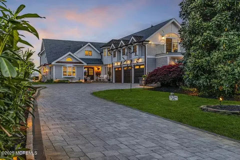 2547 River Rd, Manasquan, NJ 08736