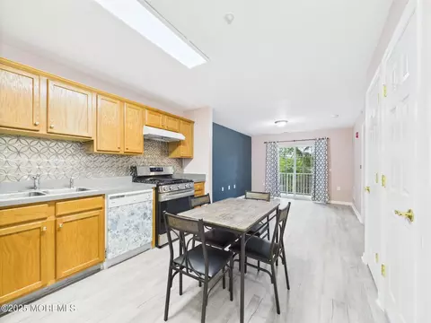 Dining - 183 Liddle Ave, Edison, NJ 08837 photo 1 of 1