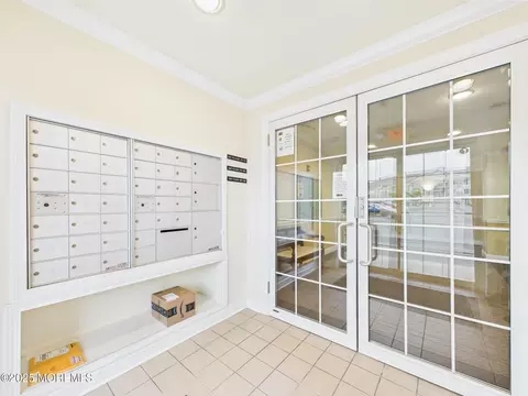 Entry Way - 183 Liddle Ave, Edison, NJ 08837 photo 1 of 2