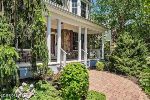 Exterior - 5 Trumbull Ct, Jackson, NJ 08527 photo 5 of 6