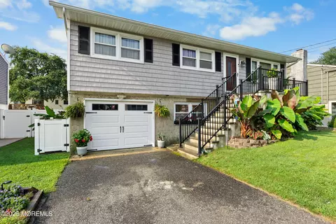 2118 Kenneth Rd, Point Pleasant, NJ 08742